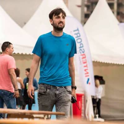 uros-lin-400×400 uros-lin-400x400